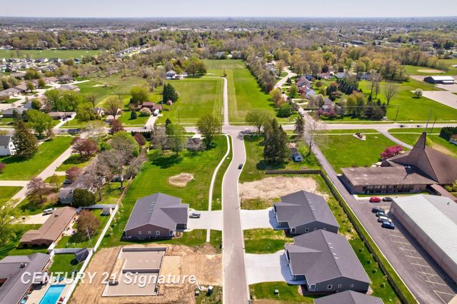 4073 Woodburn Court, Saginaw Twp, MI 48603