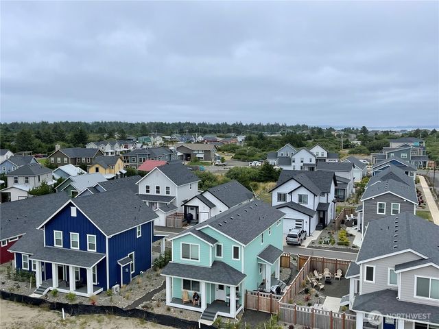 265 Oyhut Bay Boulevard SW, Ocean Shores, WA 98569