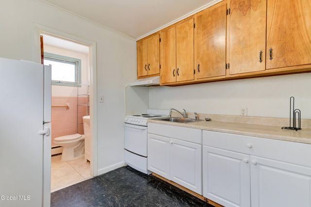 609 McClellan Street, Schenectady, NY 12304