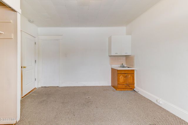 609 McClellan Street, Schenectady, NY 12304