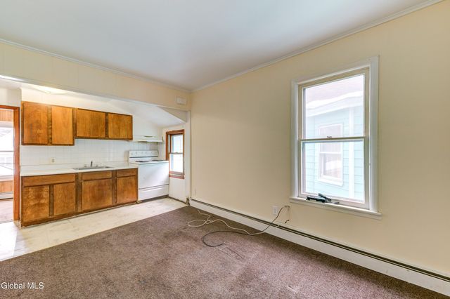 609 McClellan Street, Schenectady, NY 12304