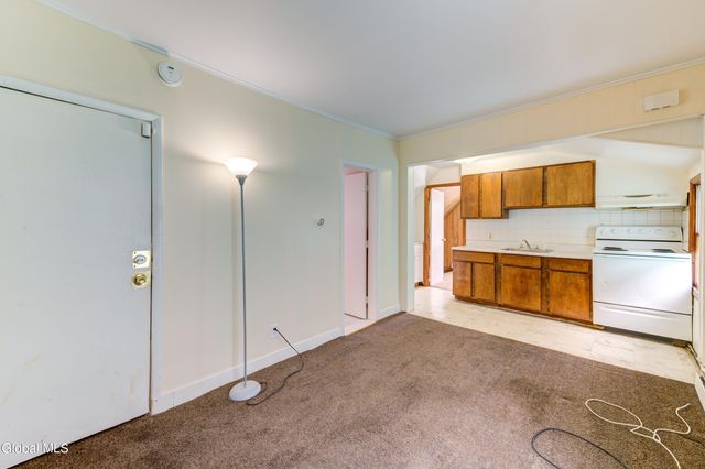 609 McClellan Street, Schenectady, NY 12304