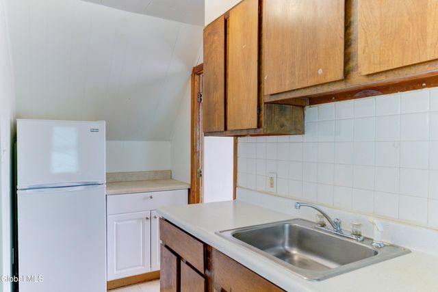 609 McClellan Street, Schenectady, NY 12304