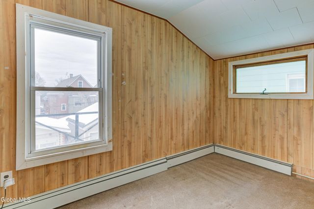 609 McClellan Street, Schenectady, NY 12304