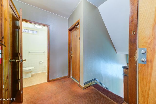 609 McClellan Street, Schenectady, NY 12304