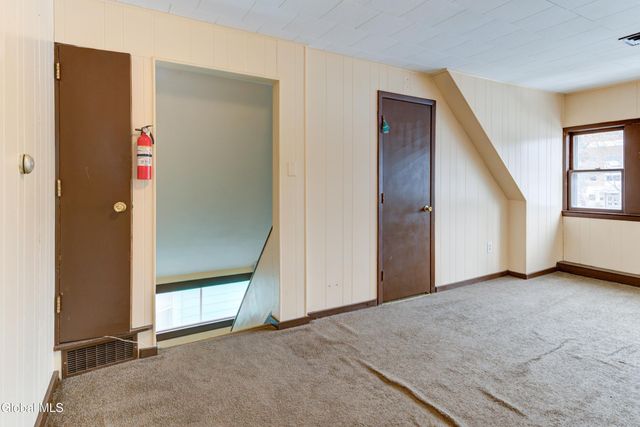 609 McClellan Street, Schenectady, NY 12304