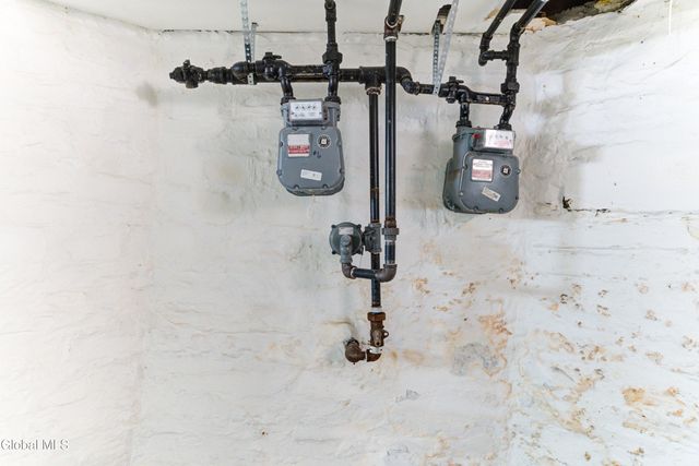 609 McClellan Street, Schenectady, NY 12304