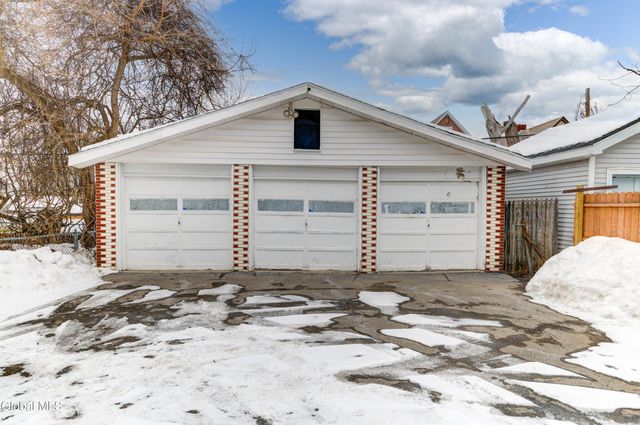 609 McClellan Street, Schenectady, NY 12304