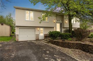 7700 Fitzpatrick Drive, Clay, NY 13088