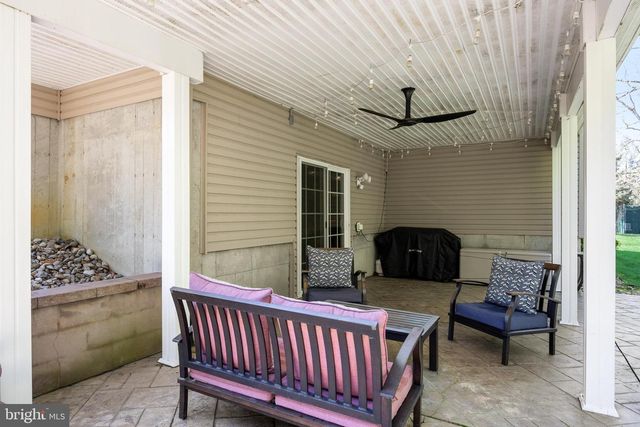 8 MELODIE CT, Hainesport, NJ 08036