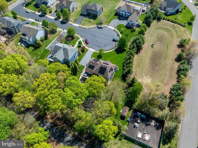 8 MELODIE CT, Hainesport, NJ 08036