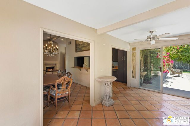 552 N Orchid Tree Lane, Palm Springs, CA 92262