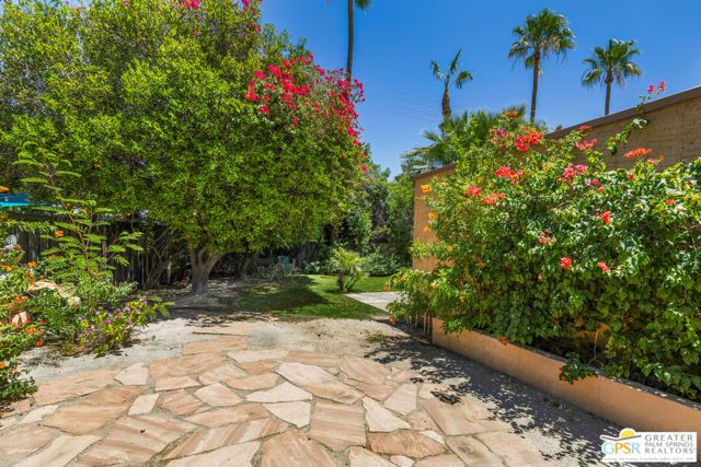 552 N Orchid Tree Lane, Palm Springs, CA 92262