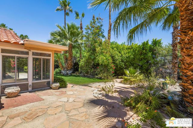 552 N Orchid Tree Lane, Palm Springs, CA 92262