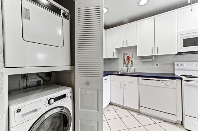 33 Southport Lane D, Boynton Beach, FL 33436