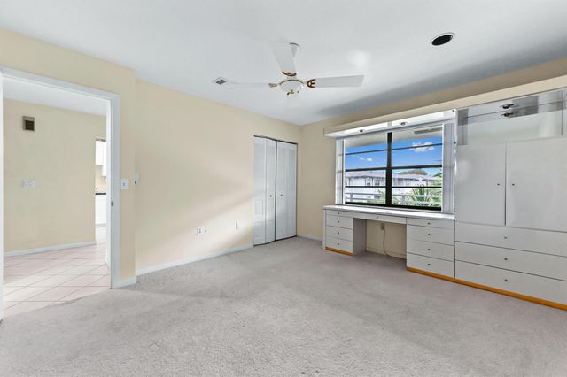 33 Southport Lane D, Boynton Beach, FL 33436