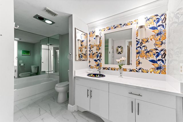 33 Southport Lane D, Boynton Beach, FL 33436