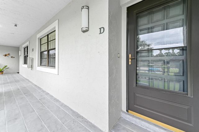 33 Southport Lane D, Boynton Beach, FL 33436