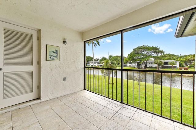 33 Southport Lane D, Boynton Beach, FL 33436