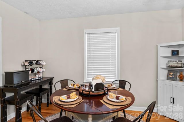 159 New Haw Creek Road, Asheville, NC 28805