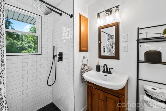 159 New Haw Creek Road, Asheville, NC 28805