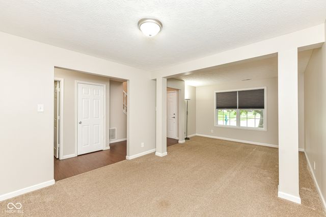 7954 Branch Creek Drive, Indianapolis, IN 46268