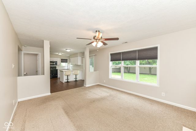 7954 Branch Creek Drive, Indianapolis, IN 46268