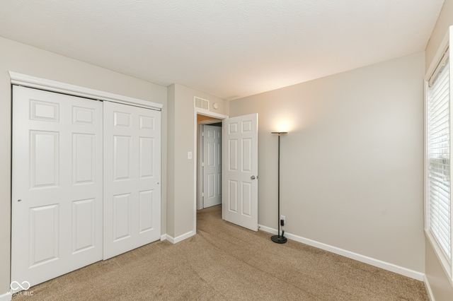 7954 Branch Creek Drive, Indianapolis, IN 46268