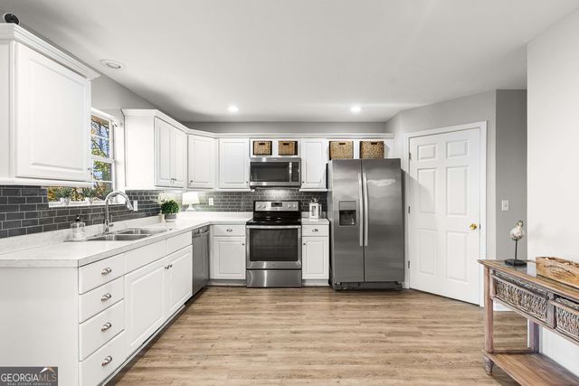 3150 Edgewater Drive, Gainesville, GA 30501