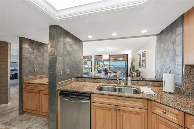 4751 Gulf Shore BLVD N 507, Naples, FL 34103