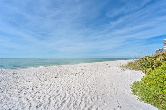 4751 Gulf Shore BLVD N 507, Naples, FL 34103