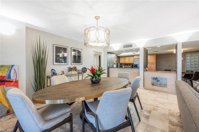 4751 Gulf Shore BLVD N 507, Naples, FL 34103