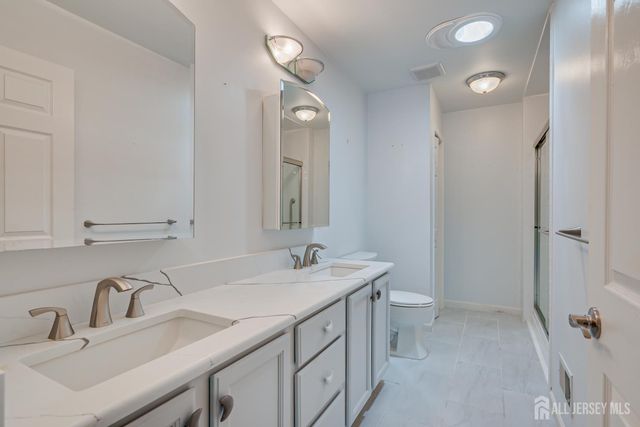 280 Mockingbird Drive, Monroe, NJ 08831