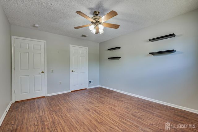 280 Mockingbird Drive, Monroe, NJ 08831