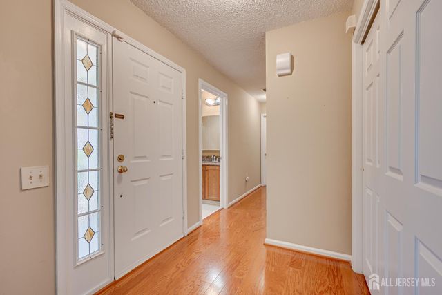 280 Mockingbird Drive, Monroe, NJ 08831