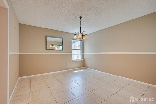 280 Mockingbird Drive, Monroe, NJ 08831