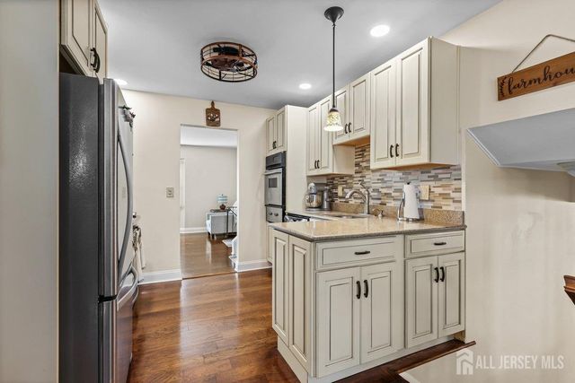 6 Teton Place, Old Bridge, NJ 08857