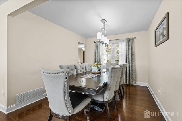 6 Teton Place, Old Bridge, NJ 08857
