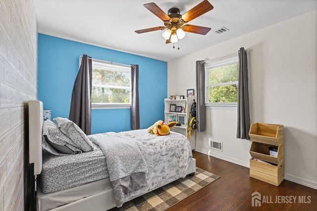 6 Teton Place, Old Bridge, NJ 08857
