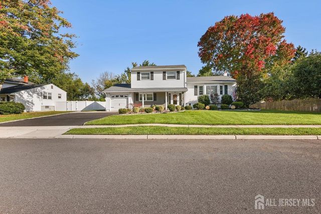 6 Teton Place, Old Bridge, NJ 08857