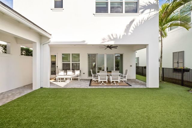 13625 Dumont Road, Palm Beach Gardens, FL 33418