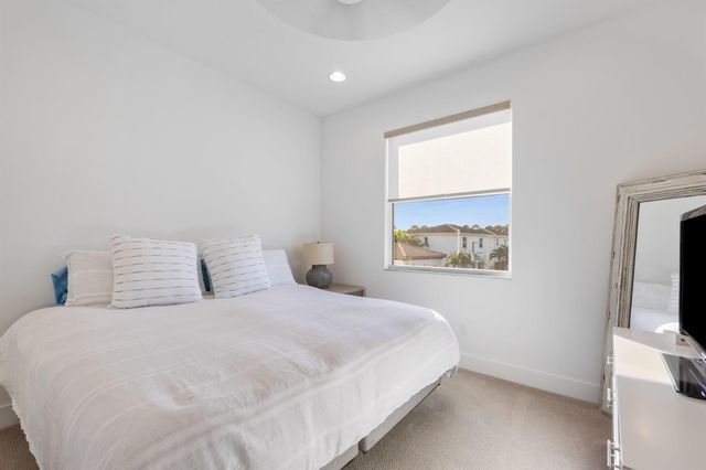 13625 Dumont Road, Palm Beach Gardens, FL 33418