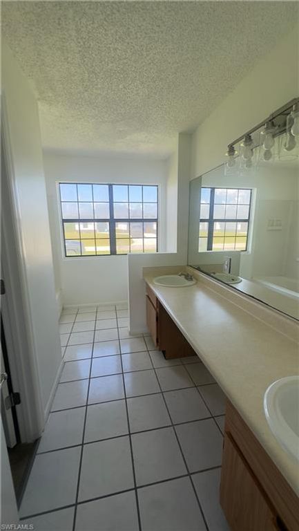 824 Frederick Reid ST E, LEHIGH ACRES, FL 33974 — photo 5