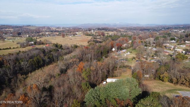 408 Lochmere Drive, Morristown, TN 37814