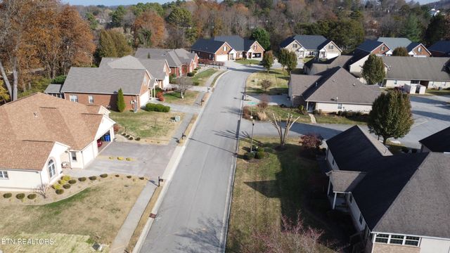 408 Lochmere Drive, Morristown, TN 37814