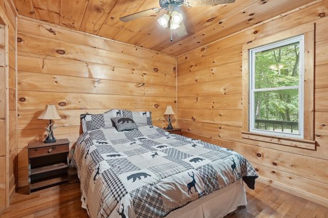 118 Cherokee Rd, Spencer, TN 38585