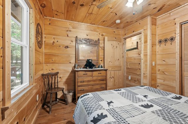 118 Cherokee Rd, Spencer, TN 38585
