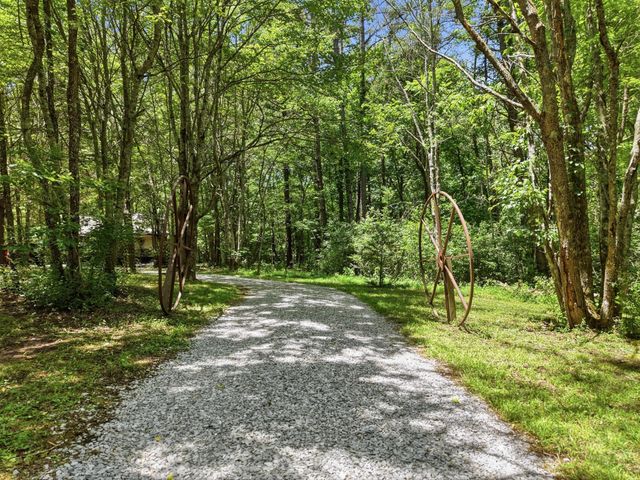 118 Cherokee Rd, Spencer, TN 38585
