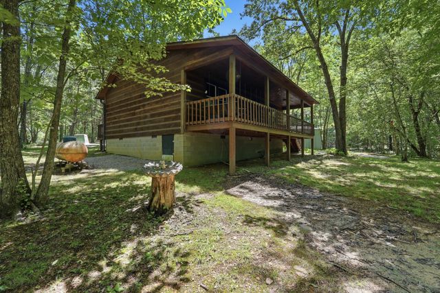118 Cherokee Rd, Spencer, TN 38585