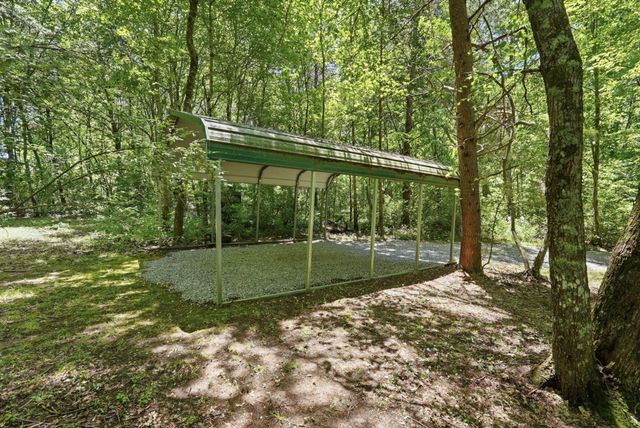 118 Cherokee Rd, Spencer, TN 38585
